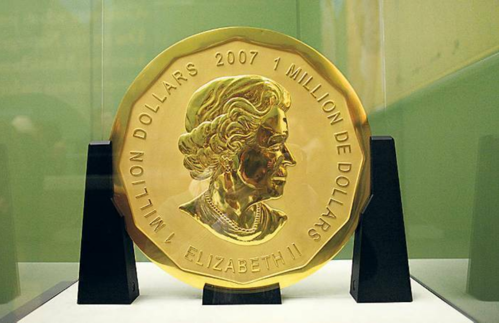 世界最大の金貨 博物館島から盗まれる！