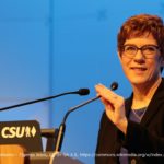 テューリンゲン 州知事選挙の波紋 - CDU 党首カレンバオアー辞任す
