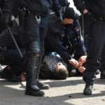 中東系大家族による組織犯罪 vs. 警察の取り締まり攻勢