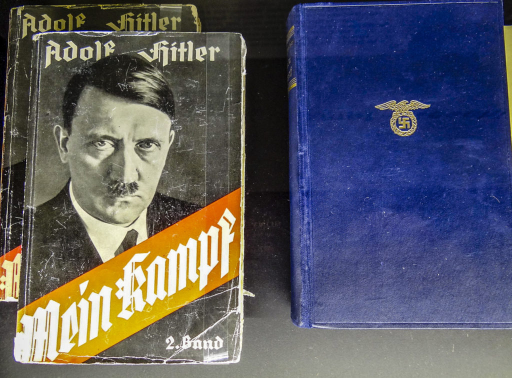 我が闘争 / Mein Kampf 悪魔の書 解禁！！