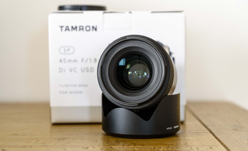 ニコン 50mm F1,8 G vs. タムロン SP 45mm F1,8