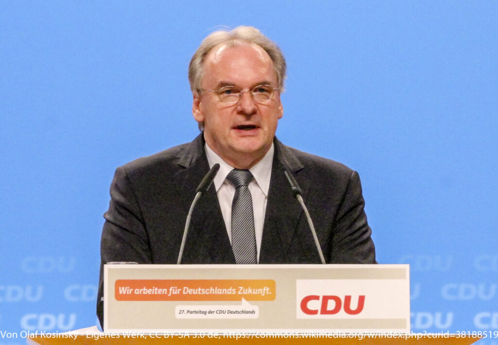 CDU ハーゼルロォッフ ザクセンアンハルト州選挙を制す