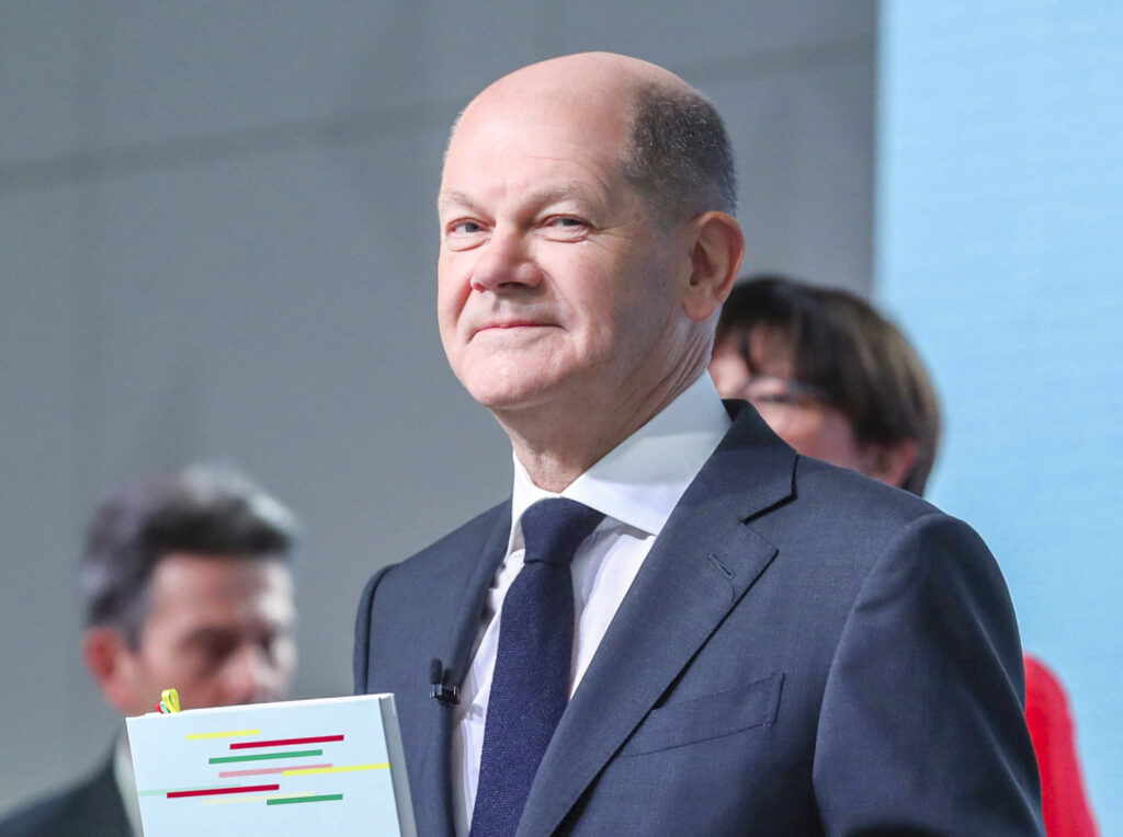 ドイツ 三党連合新政権成立 ピエロは誰だ！？