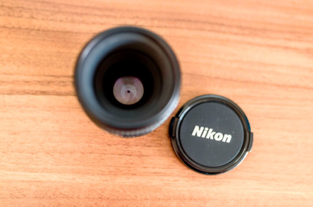 AI AF Nikkor 60mm f/2.8D ニコンの多目的レンズは買い？