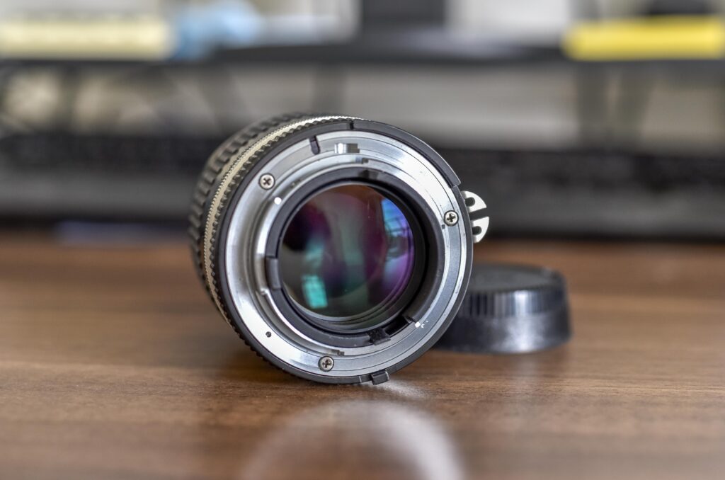 レンズの見分け方