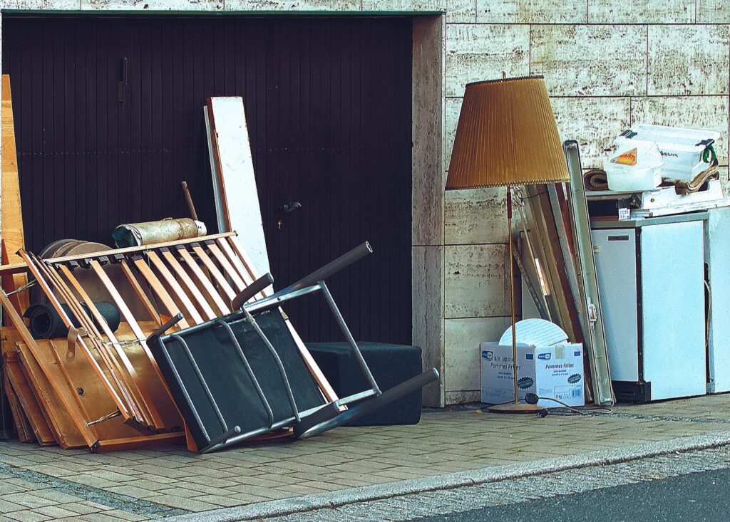 ドイツでも被害拡大中 粗大ごみ詐欺団にご用心！