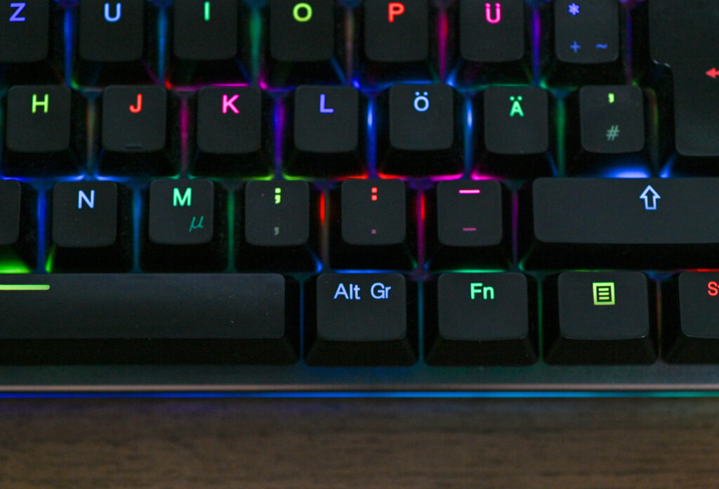 スペースキーの横のAltキー