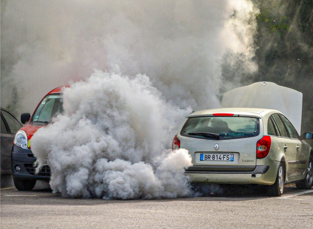 なんでそもそも廃止するん？