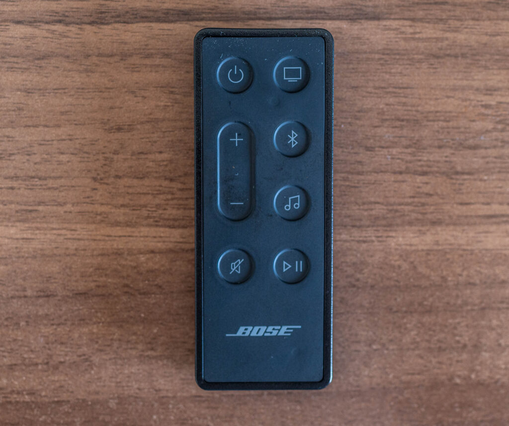 ボーズ スマートサウンドバー300 リモコン