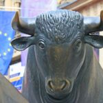 Trend is your friend. 来るか 2023年度クリスマスラリー