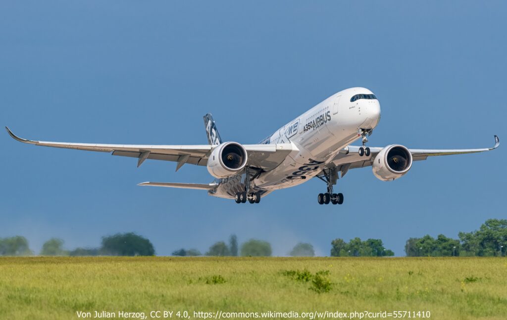ボーイング 危うく大惨事 vs. エアバス 奇跡の脱出