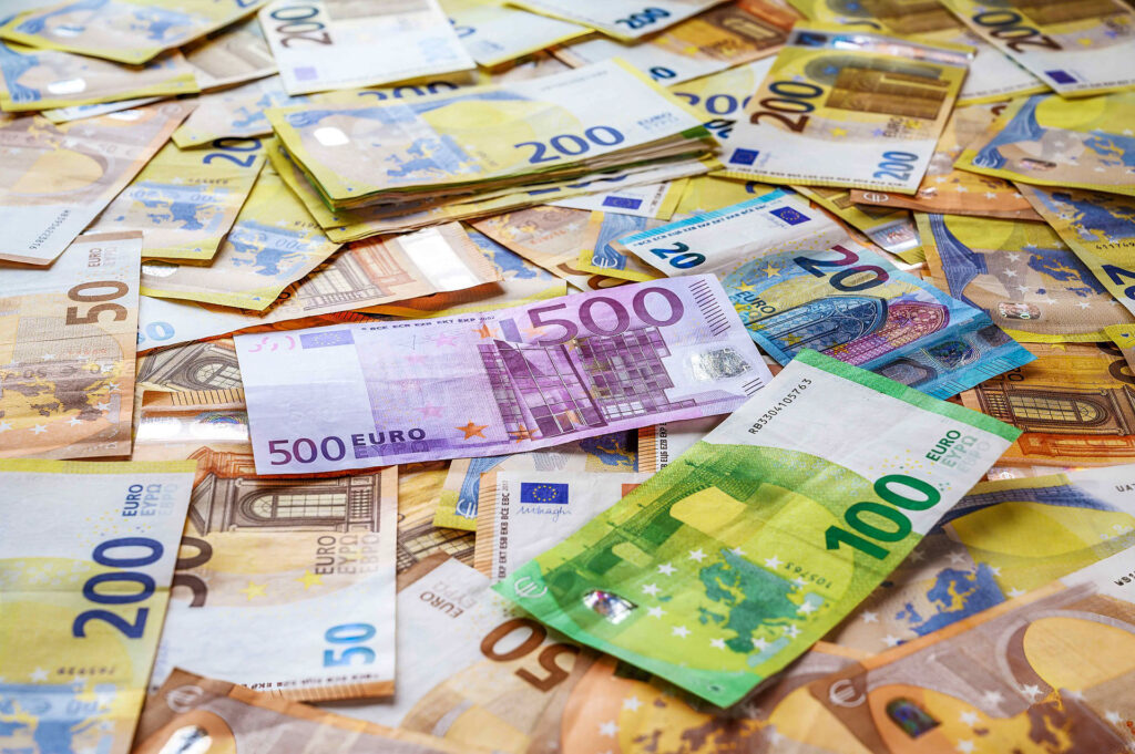 間もなく配当金シーズン 2024年度高配当銘柄はコレ!