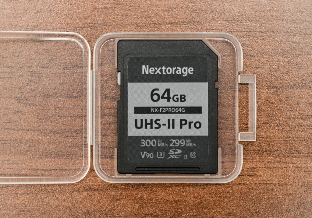 Nextorage USH-2 Pro V90 64GB