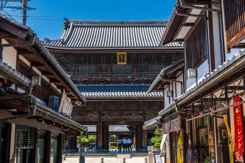 長浜 北国街道の宿場町 & 大通寺の門前町