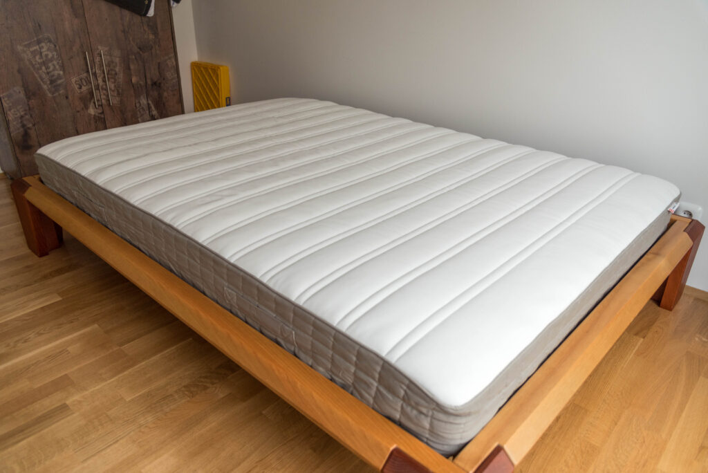 ラテックス 腰痛マットレス