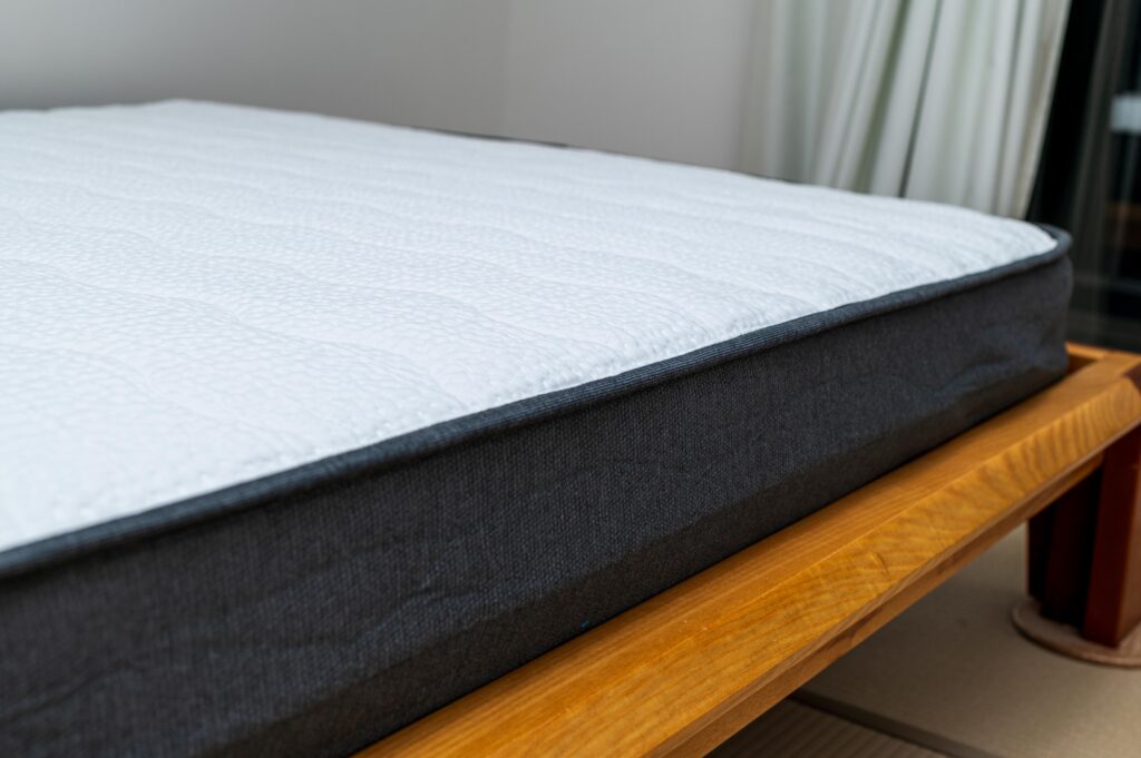 Nell マットレス 厚さ