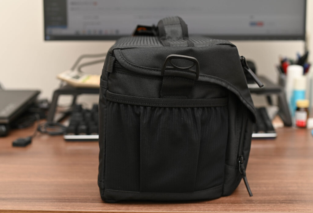 ロープロカメラバック 横