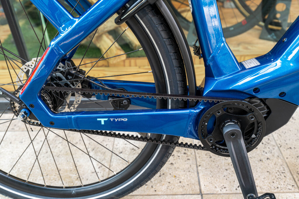 電動自転車　ペダル