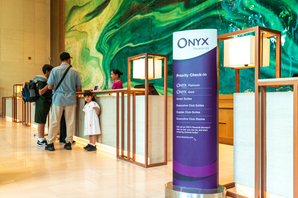 ホテルのレセプション