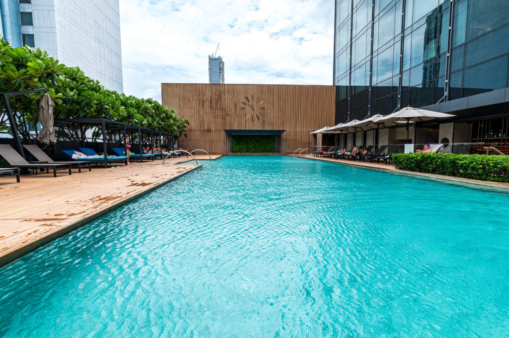 カールトン スクンビット　プール