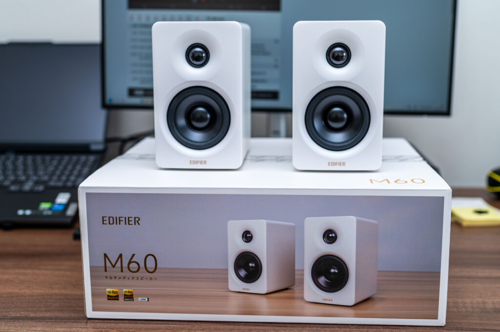 PC スピーカー　Ediffer M60