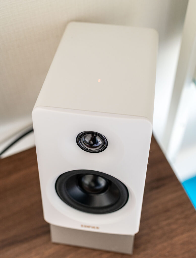 Ediffer M60　赤色のインジケータ